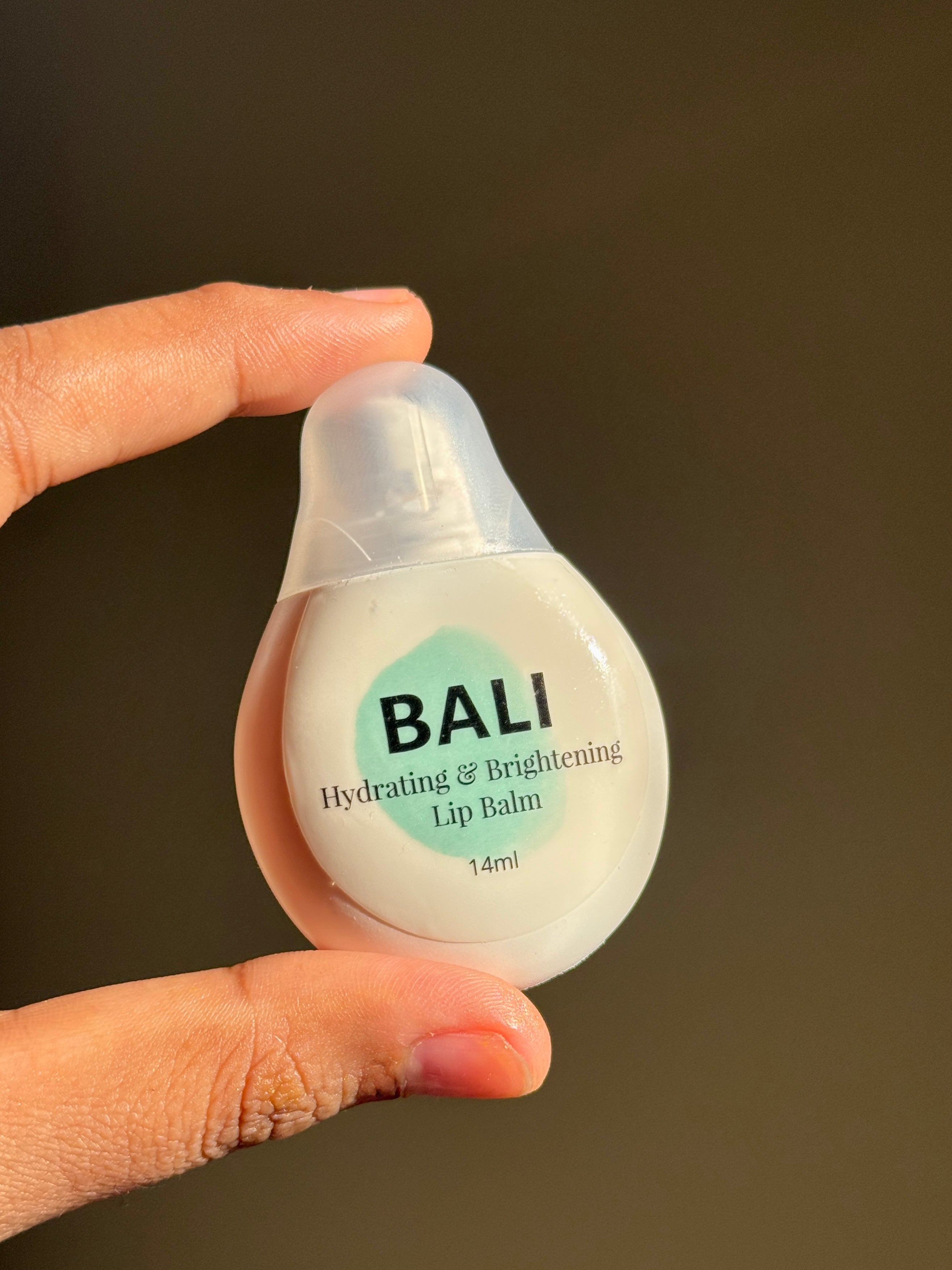 Hydrating & brightening Lipbalm